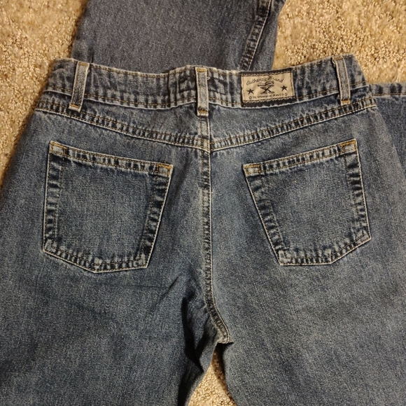 Women's  Blue Jeans - Picture 3 of 9